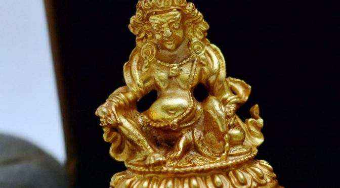 Tượng Phật Vàng Hoàng Thần Tài Dzambala Nepal
