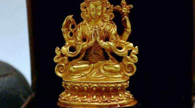 Tượng Phật Vàng Nepal Đức Quan Âm Tứ Thủ Avalokiteshvara (nhỏ)