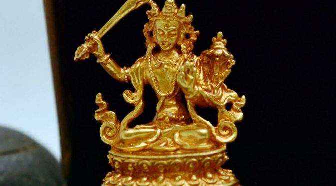 Tượng Phật Vàng Nepal Bồ Tát Văn Thù Sư Lợi Manjushri (nhỏ)